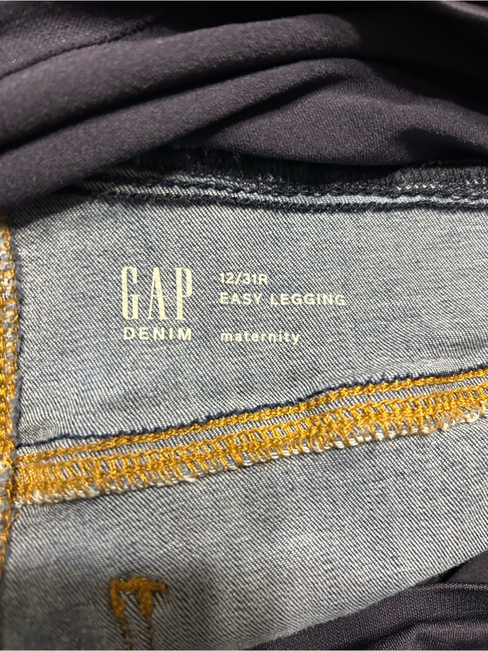 Maternity Jean bundle - Picture 4 of 14